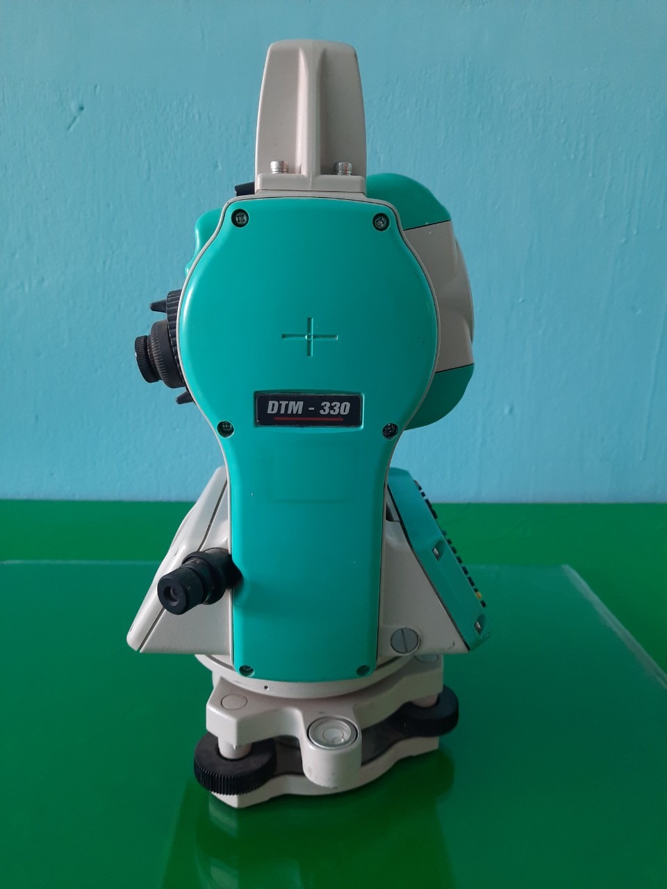 MÁY TOÀN ĐẠC ĐIỆN TỬ NIKON DTM 330 GIÁ THANH LÝ 