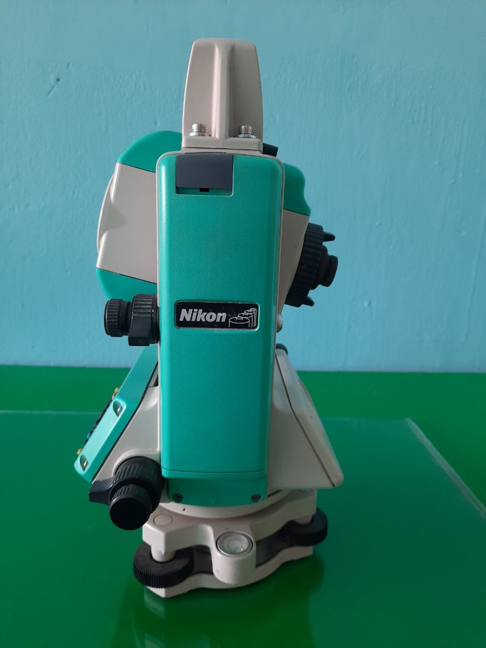 MÁY TOÀN ĐẠC ĐIỆN TỬ NIKON DTM 330 GIÁ THANH LÝ 