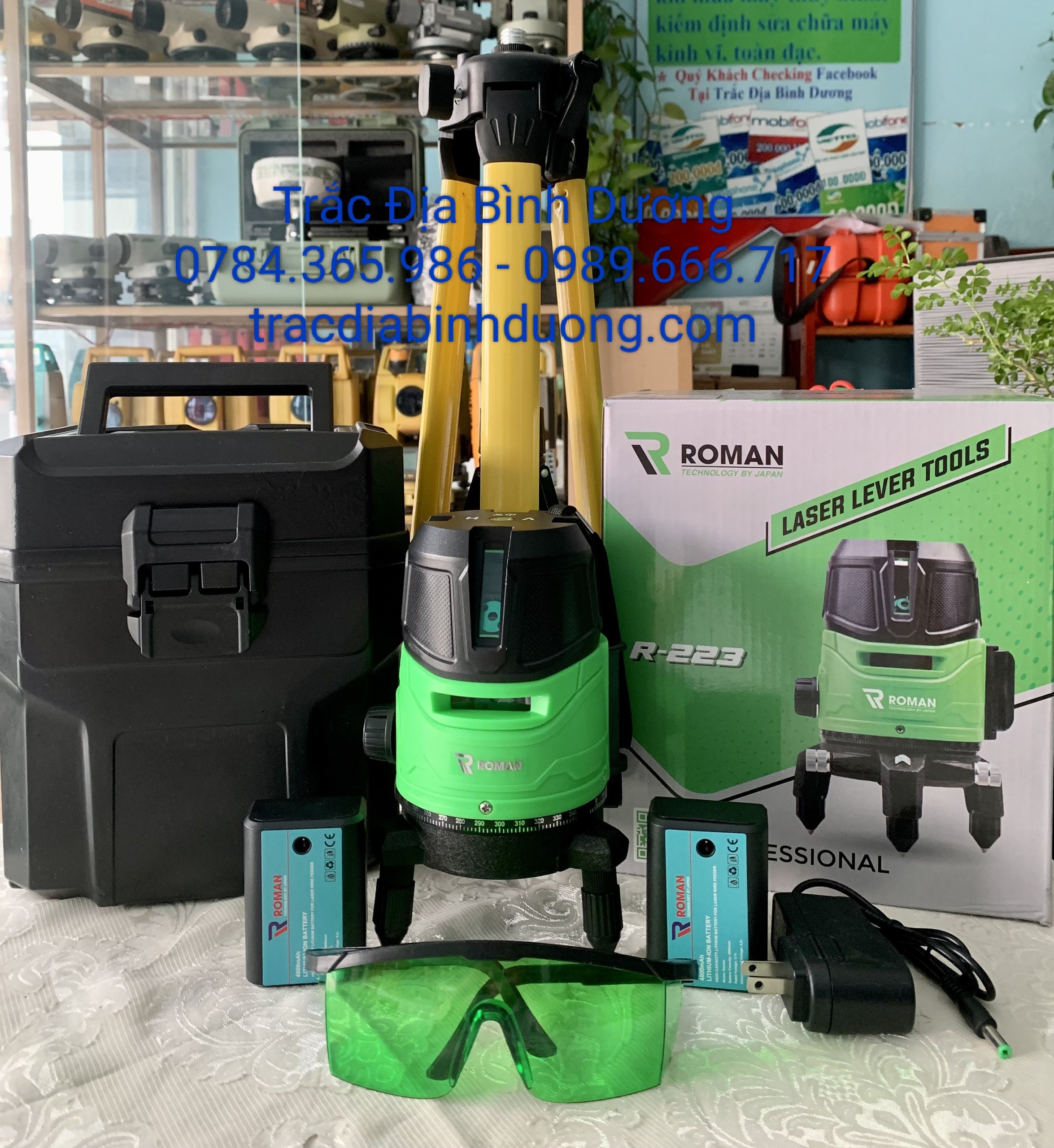 MÁY CÂN BẰNG LASER 5 TIA XANH ROMAN R-223